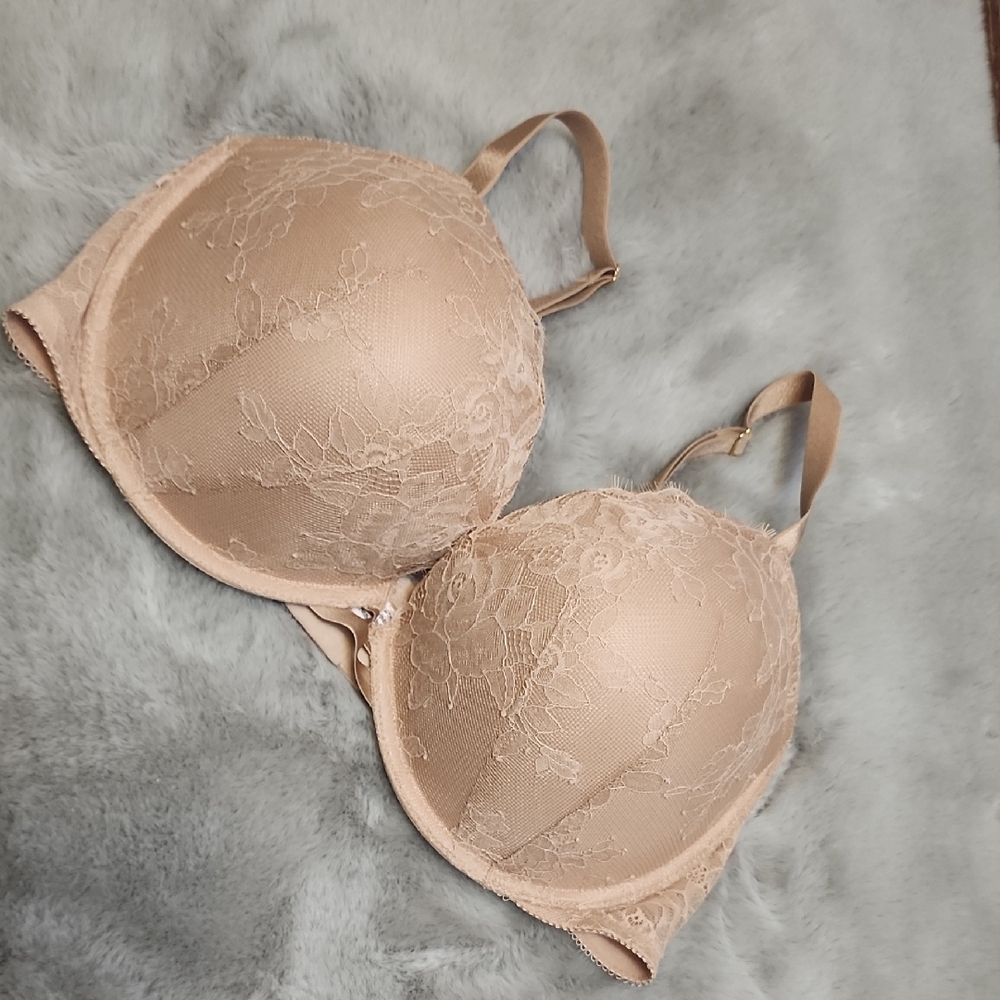Very Sexy Lace Push-Up Bra 38DD